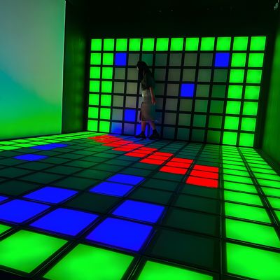 Guter Preis RGB Infinity Panels Interaktives 3D Interaktives LED-Boden Spiel RGB Tanzboden Online