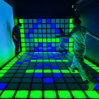 Guter Preis Led-Grid-Spiel Licht Indoor Led Touch Spielfläche Megagrid Interaktives Spiel Online