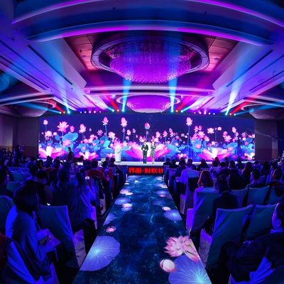 Guter Preis 3D-Holographische große Bildschirm-Immersive Interaktive Projektionssystem für Restaurant Online
