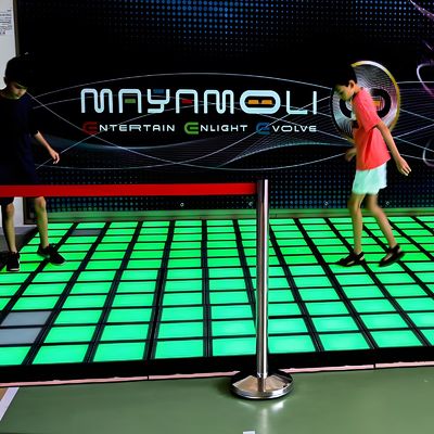 Guter Preis Multi-Player Jumping Grid-Spiel Beleuchtete Tanzflächen für Unterhaltung Online