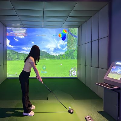Guter Preis Fabrik-Direkt-Golf-Simulator Indoor-Familie-Golf-Bildschirm Interaktive Projektion Online