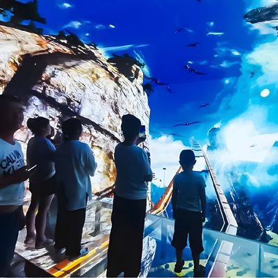 Guter Preis Anpassung Multimedia 5fach Großbildschirm Holographischer Glas-Hängekino Online