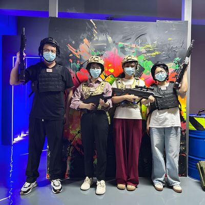 Guter Preis Kommerzielle Schießspielgeräte Laser-Tag-Gun-Weste Kampf-Spiel-Set Online