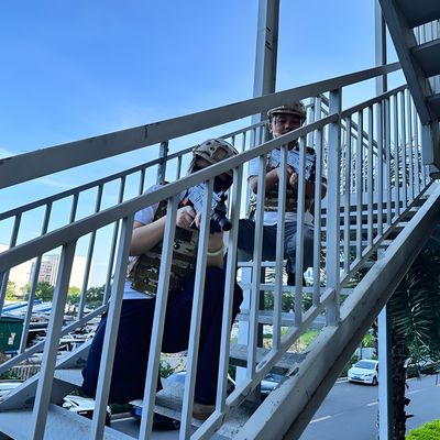 Guter Preis Professional Wireless Laser Tag Equipment with Vibration Vest and 24 Months Warranty for Multiplayer Game Set Online