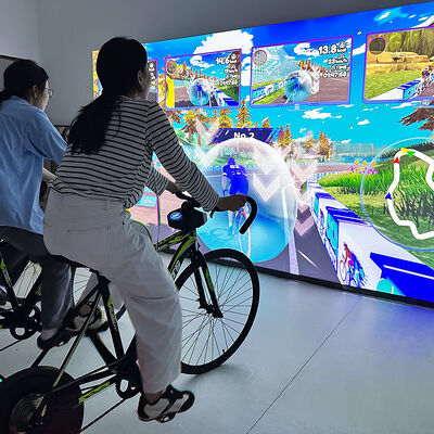 Guter Preis Interaktives Spieleprojektorsystem mit 3500 Lumens Helligkeit und 1280*800 Auflösung für lebenslange kostenlose Spiele-Updates Online