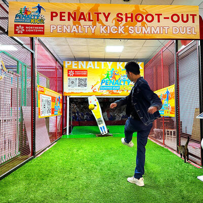 Qualität Interactive Football Goal Challenge System with Real-Time Goalkeeper Feedback for 1-4 Players and High-Strength Iron Frame usine