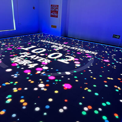 Qualität Aurora Motion XR Interaktives LED-Boden-Spiel mit 1-6 Spielern Multiplayer-Spielmodi und 86-Zoll-Großbildschirm Fabrik